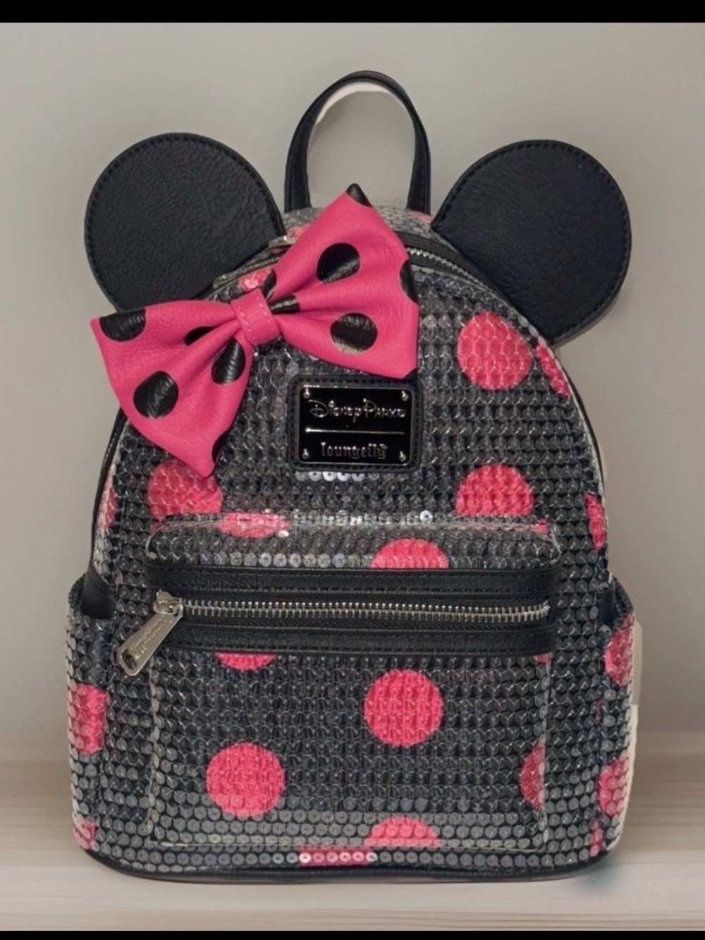 NEW Loungefly Disney Parks Minnie Mouse Black Sequins Fuschia Polka Dot Backpack